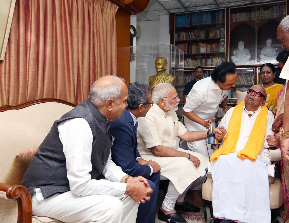 Media should take extra effort to maintain credibility: Narendra Modi