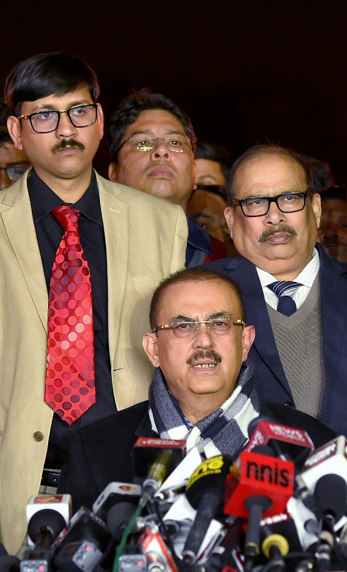   Full bench of SC should resolve differences among judges: Bar Association  

 The Supreme Court Bar Association today passed a resolution saying the differences of four senior most judges with Chief Justice Dipak Misra should be considered by the full bench of the apex court. Expressing "grave concern" over the differences between the senior judges and the CJI, SCBA President and senior advocate Vikas Singh said that all PILs should be looked into either by the CJI or senior judges who form part of the apex court collegium. 

 Taking note of the concerns raised by four senior judges led by Justice J Chelameswar over assigning of cases, the bar body suggested that even the PILs listed for hearing on January 15 be transferred from other benches to either the bench headed by the CJI or benches led by the members of the collegium. 

 BCI formed a seven-member team to meet all judges of the Supreme Court, barring the five senior most judges, to discuss the present crisis in the apex court. It passed a resolution saying no political party or leaders should take undue advantage of the situation arising out of the press conference by four senior Supreme Court judges. 

 BCI chairperson Manan Kumar Misra said that the apex bar body has formed the seven-member team to meet all judges of the Supreme Court barring the five senior most judges to discuss the present crisis. 

   Supreme Court Bar Association President Vikas Singh addressing a press conference in New Delhi on Saturday. PTI   
