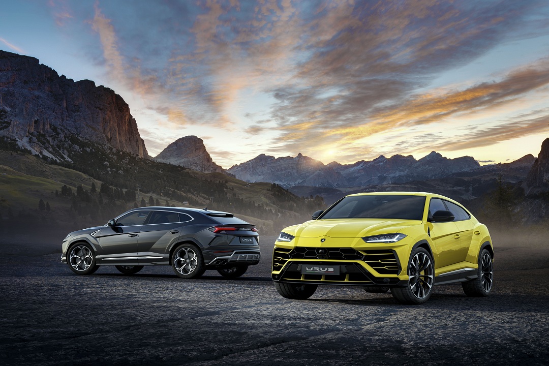   Lamborghini Urus debuts in India at Rs 3cr  

 Lamborghini has launched Urus at Rs 3 crore, making it the costliest in its class in India. Calling it super sport utility vehicle the Urus is Lamborghini's first ever SUV and India is amongst the first few countries to get the vehicle, reports  Moneycontrol News’ Swaraj Baggonkar.  Attaining 100km/hr in just 3.6 seconds the Urus has a top speed of 305 kmph. Powering the SUV is a mammoth 4 litre litre V8 engine mated to an 8-speed automatic transmission. This engine generates peak power of 650 hp. 