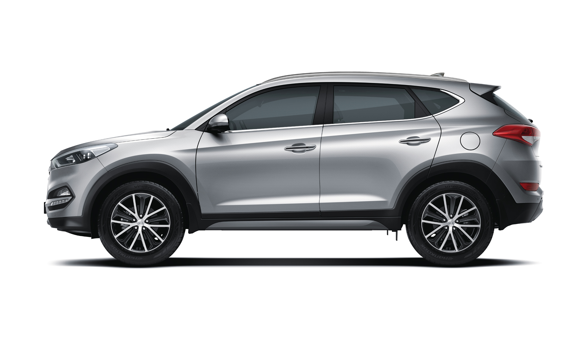 Hyundai Motor India launched its premium SUV Tucson with 4-wheel drive (4WD) system priced at Rs 25.19 lakh (ex-showroom Delhi). The company has introduced 4WD system only in the top-end diesel variant of the model. 