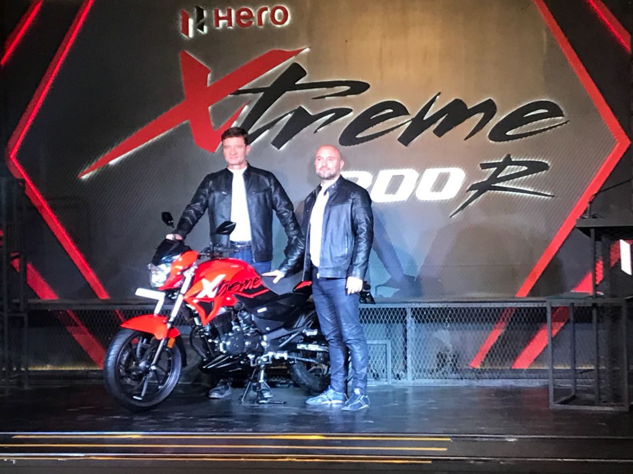 <p>And that&#39;s the Hero Xtreme 200R!</p>