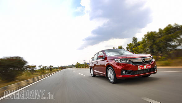 <p>The all-new Honda Amaze&#39;s design draws inspiration from the Honda City and Honda Civic. The interiors are all-new as well, with the dashboard sporting a completely new design. The central air-conditioning vents sit right at the top of the centre console.</p>