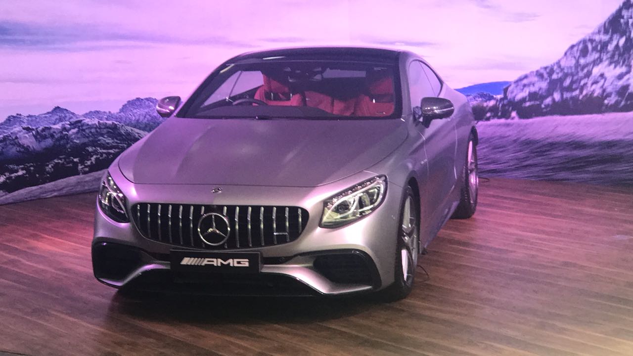 <p>The 2018 Mercedes-AMG S63 Coupe 4Matic+ is powered by 4.4-litre twin-turbocharged V8.It makes an impressive 612PS along with a meaty 900Nm. Claims to take 3.5s to reach 100kmph. Max speed limited to 250kmph.</p>
