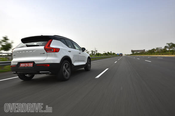 <p dir="ltr"><span style="background-color:transparent; color:rgb(0, 0, 0); font-family:arial; font-size:11pt">The Volvo XC40 is also marginally larger than its competitors, as far as exterior dimensions are concerned</span></p>