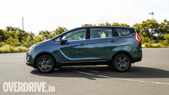 <p>Despite the body on frame chassis, Mahindra has ensured the Marazzo feels as close to a monocoque chassis in terms of comfort and balance</p>

