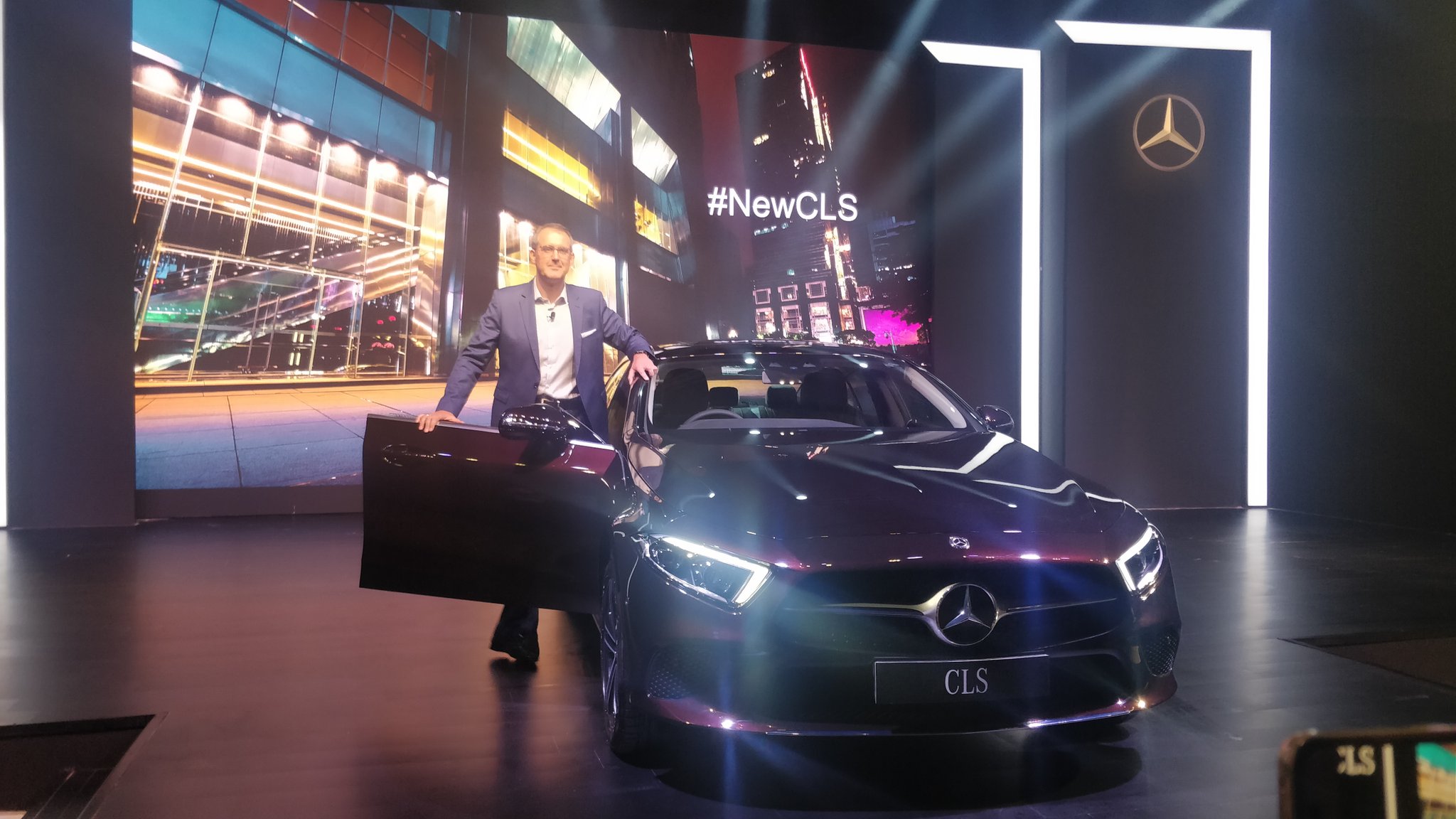 <p>Mercedes-Benz India has just launched the&nbsp;New CLS in India at Rs 84.70 lakh (ex-showroom). Here are all the details: h<a href="http://overdrive.in/news-cars-auto/2019-mercedes-benz-cls-four-door-coupe-launched-in-india-at-rs-x-xx-lakh/">ttp://overdrive.in/news-cars-auto/2019-mercedes-benz-cls-four-door-coupe-launched-in-india-at-rs-x-xx-lakh/</a></p>