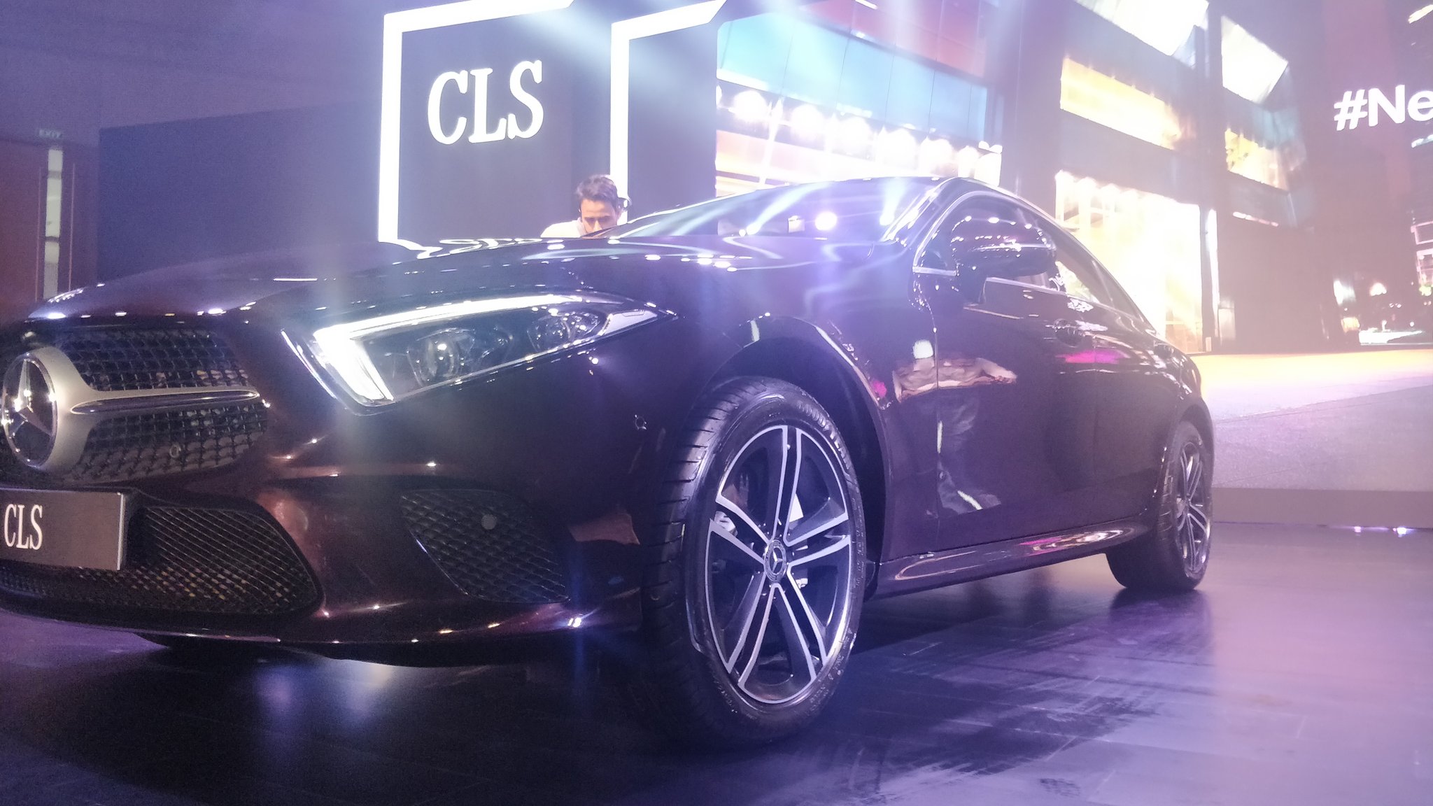 <p>The #MercedesBenzIndia #CLS features a more aero-efficient design, CD - 0.29</p>