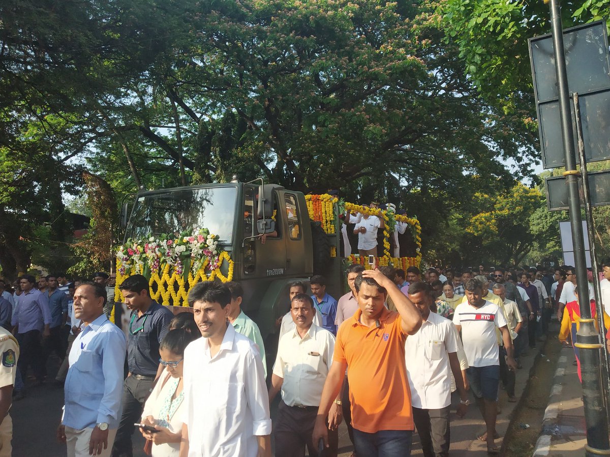  Funeral procession of Late Chief Minister of Goa Shri Manohar Parrikar. (Image: PIB) 