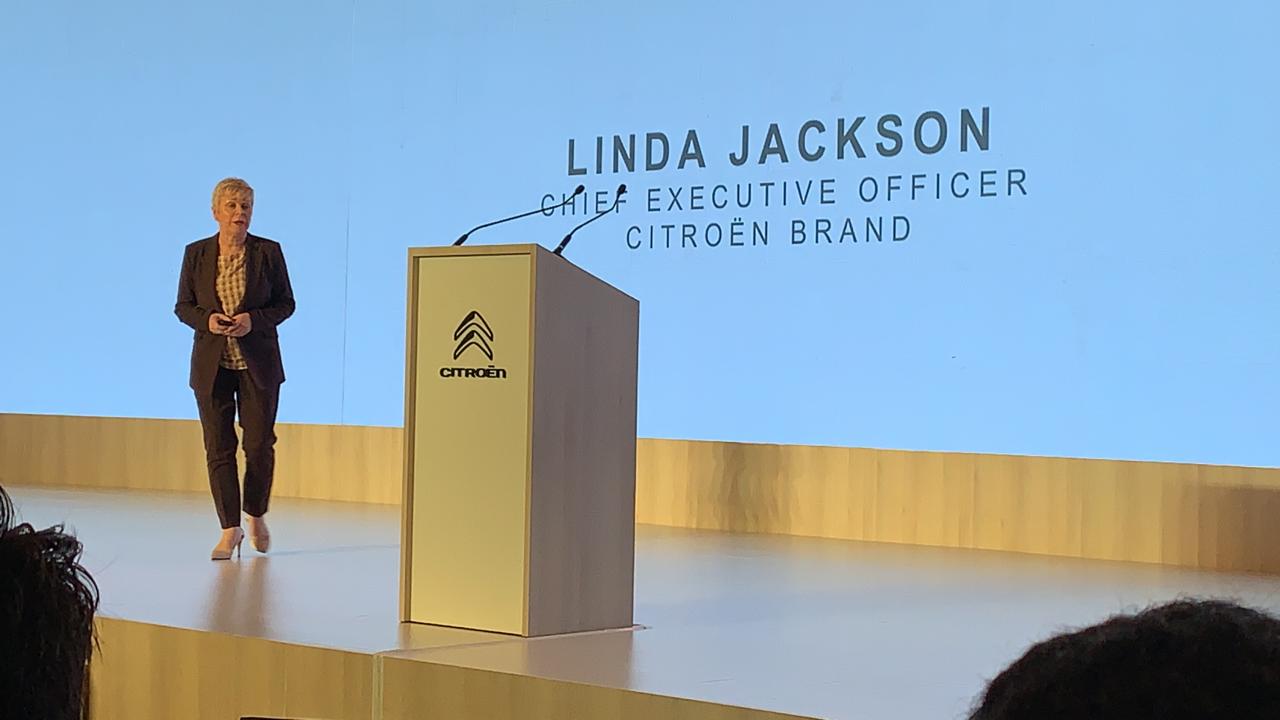 <p>Linda Jackson now addresses the media</p>