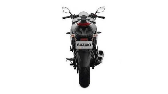 <p>The Gixxer SF250 is powered by a liquid-cooled single cylinder engine that churns out 26.5PS at 9,000rpm and 22.5Nm at 7,000rpm</p>