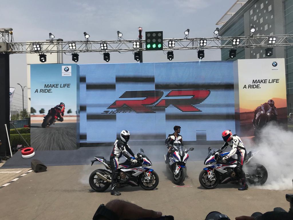 <p><a href="http://overdrive.in/wp-admin/post.php?post=487160&amp;action=edit">2019 BMW S 1000 RR launched at Rs 18.5 lakh in India</a>&nbsp;- raed our launch story here</p>