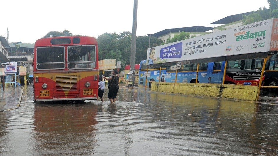 Mumbai rain updates: Trains delayed, streets submerged, heavy traffic in areas