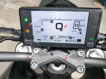 <p>The bike will get an all-digital display - Image source - <a href="https://www.zigwheels.com/news">Zigwheels</a></p>