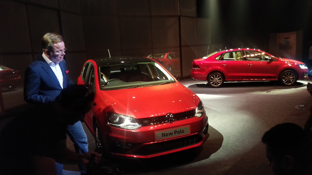 <p>The 2019 Volkswagen Polo facelift gets styling inspired by the GTi.&nbsp; There&#39;s a new grille, sharper bumper, a rocket panel on the side and a diffuser shaped bumper at the rear.</p>