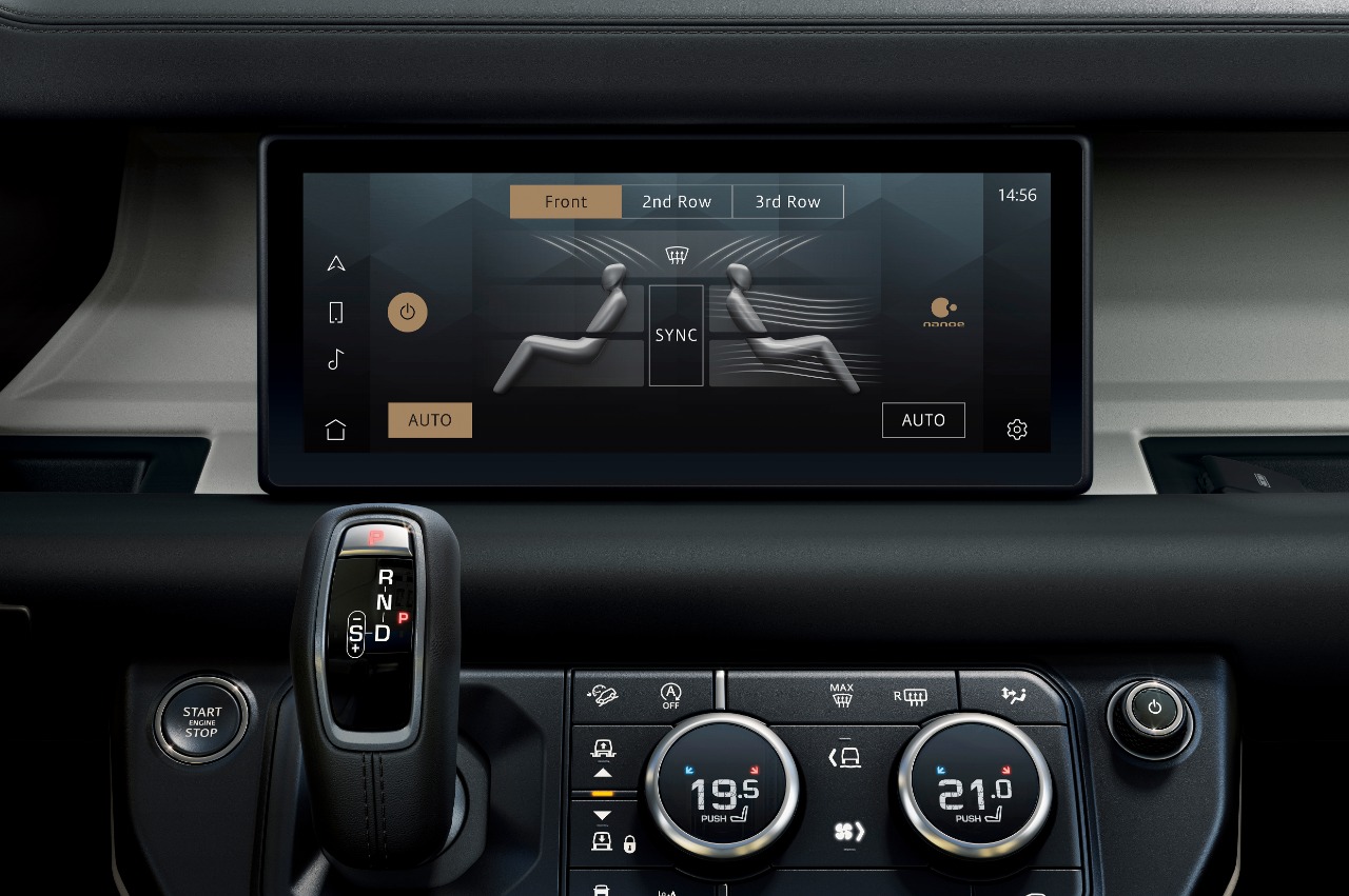 <p>The new 10-ich Pivi Pro infotainment adds SOTA updates functionality</p>