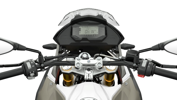 <p>2020 BMW G 310 GS: LCD instrumentation carried over from the previous iteration. But gets subtle tweaks in the information readout.&nbsp; <a href="https://www.overdrive.in/news-cars-auto/2020-bmw-g-310-gs-bsvi-gets-additional-tech-gets-rallye-and-40-years-gs-edition-theme/">Details here</a>.</p>