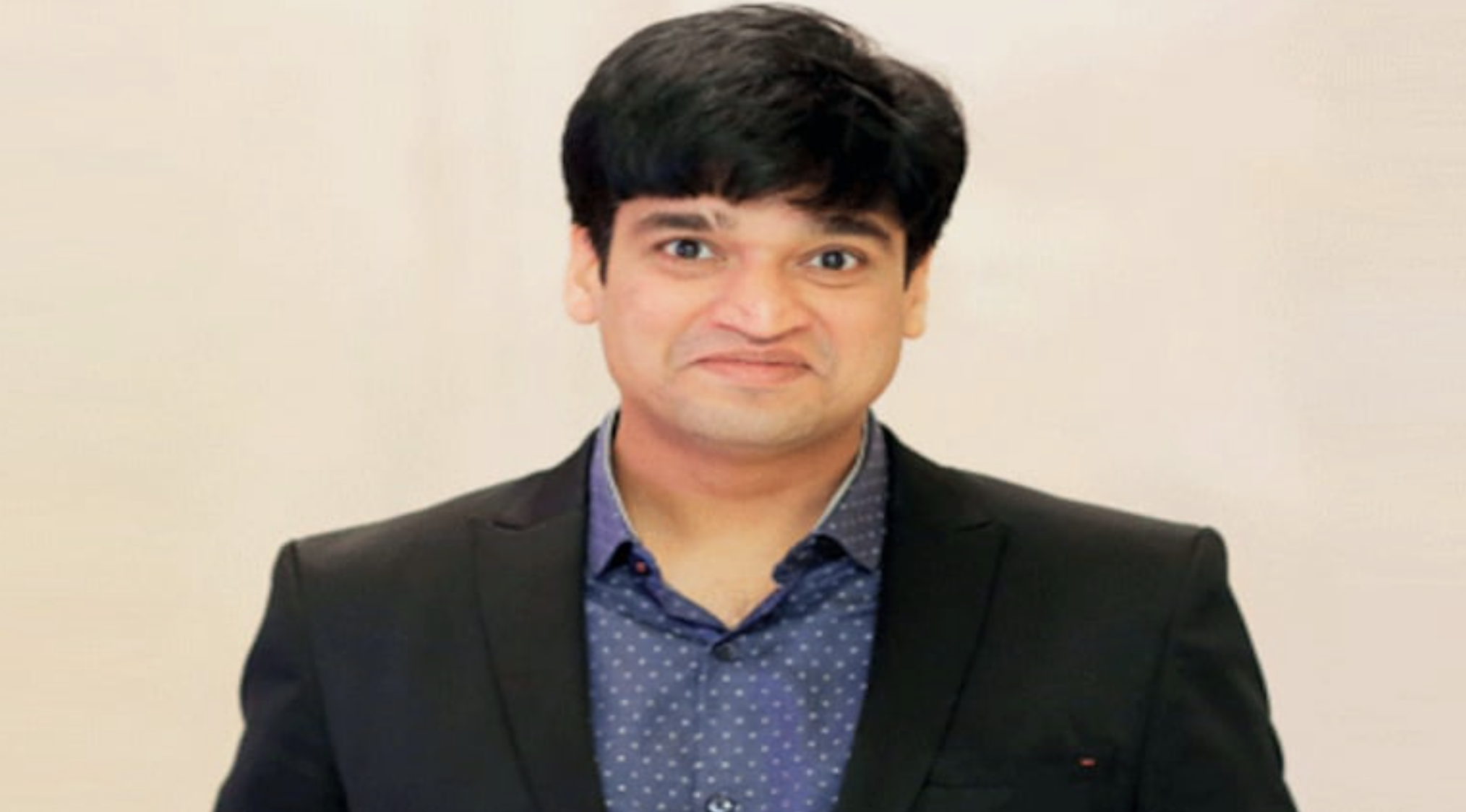  DAILY VOICE | There is a bubble in most global assets - bonds, Bitcoin and equities: Amit Jain of Ashika Group The NIFTY is currently trading at P/E of 26 & P/B of 4 times, which historically is the orange zone for the NIFTY, hence retail Investors should be cautious while making a fresh buying at this level. 