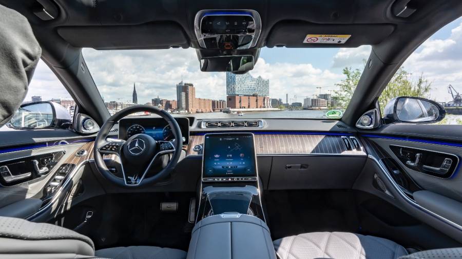 <p>Inside the Mercedes Maybach S-class, there are up to five different display screens. A 12.3-inch 3D driver display with a three-dimensional depiction of other road users and significant depth and shadow effects is offered as an option, in addition to the basic 12-inch OLED centre display.</p>
