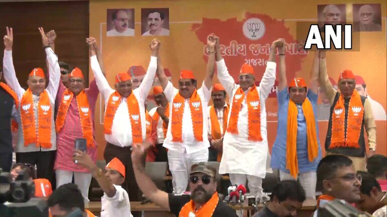  

  
The Bharatiya Janata Party (BJP) on December 8retained Gujarat again for a record seventh term by bagging 156 of the 182 Assembly seats, while the opposition Congress has won 17 seats and AAP got 5 seats. 



 BJP, which has been ruling the state since 1995, had set a target of 150 seats and campaigned aggressively across 182 Assembly constituencies. The party’s battle was spearheaded by Prime Minister Narendra Modi and Union Home Minister Amit Shah, who addressed dozens of public rallies and road shows. 



 While addressing party workers at BJP headquarters in New Delhi, Narendra Modi said, "BJP has got the biggest mandate in the history of Gujarat. People have created a record in breaking records. When i was in Gujarat, I had told people that Narendra's record should be broken." 

   Read More   