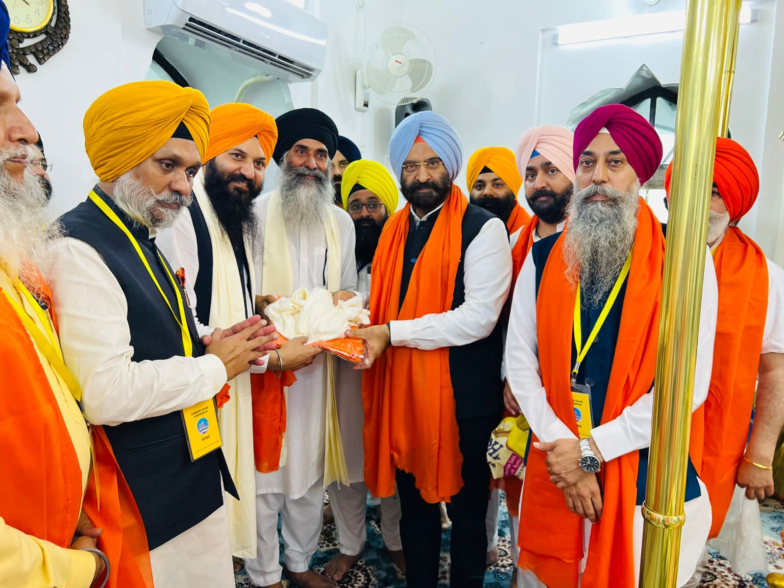   



 Prayers were held in Kartarpur Sahib Gurudwara in Pakistan on the occasion of Prime Minister Narendra Modi’s birthday. 