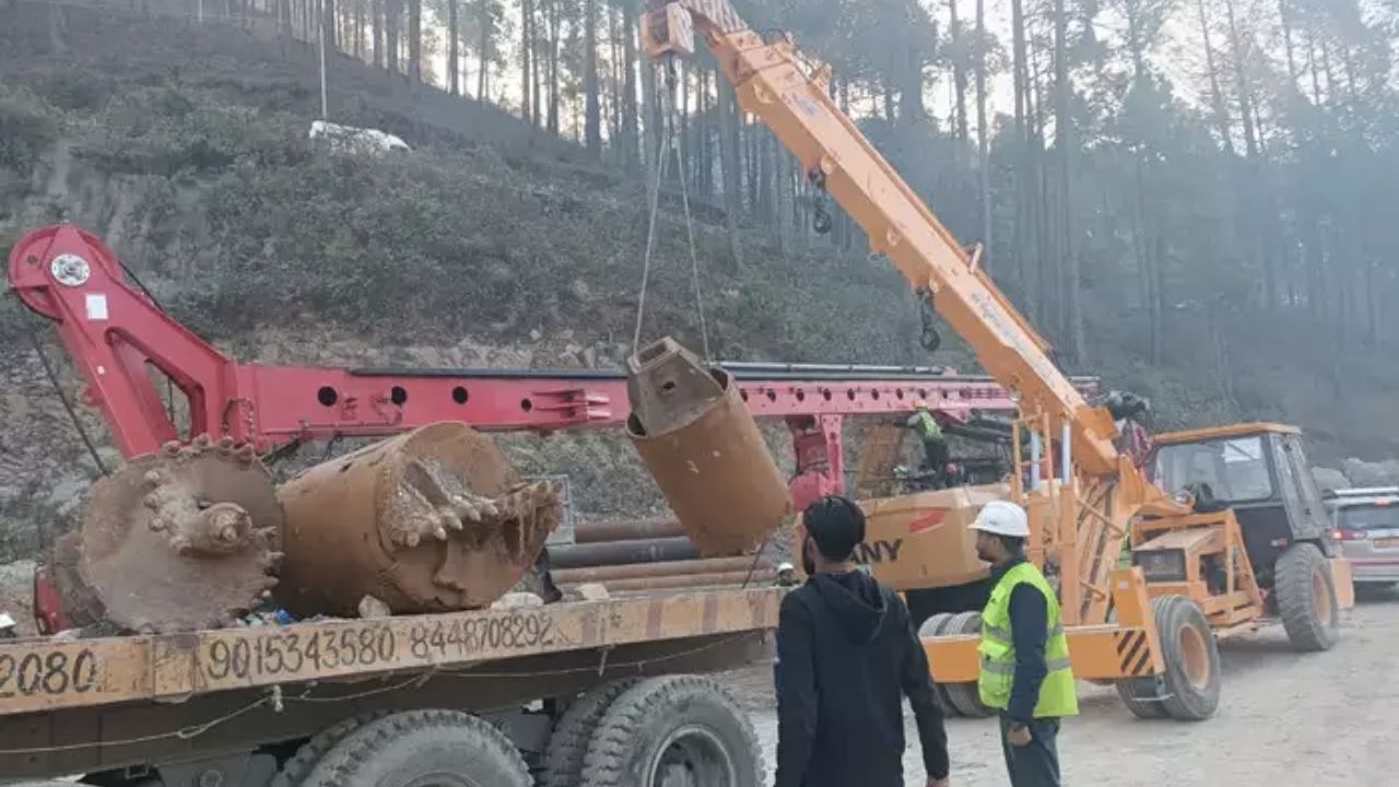 Uttarkashi Tunnel Collapse LIVE: Preparations underway for vertical drill