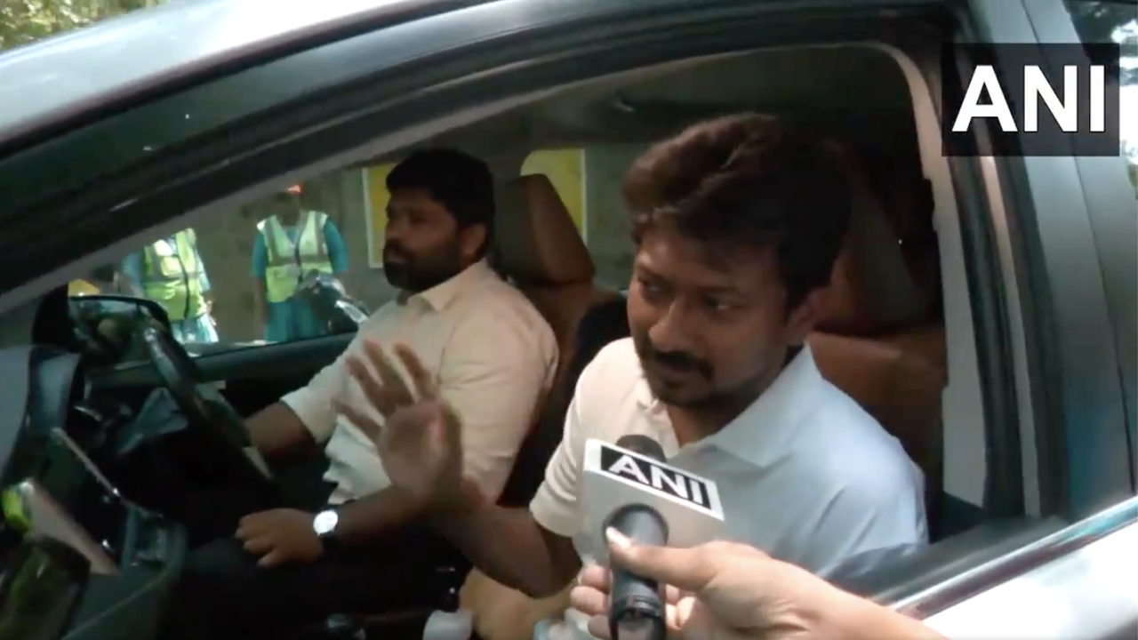 Tamil Nadu Lok Sabha Election 2024 LIVE: Udhayanidhi Stalin predicts DMK-INDIA alliance sweep in Tamil Nadu Tamil Nadu Lok Sabha Election 2024 LIVE: Udhayanidhi Stalin predicts DMK-INDIA alliance sweep in Tamil Nadu